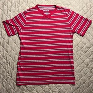 Excellent used condition - Boy’s V-Neck tee